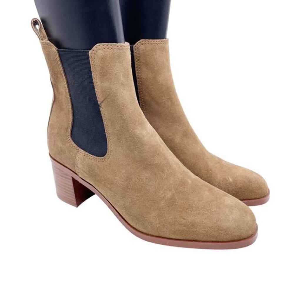 Steve Madden Women's Rhiannon Chelsea Boot Tan Suede Size 9M